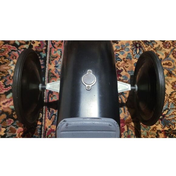 RARE - HTF - Pottery Barn retro vintage style Batman Batmobile Ride-On - Picture 10 of 10